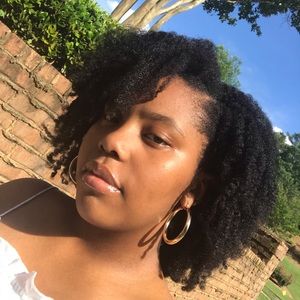 Meet your Posher, Kennedie